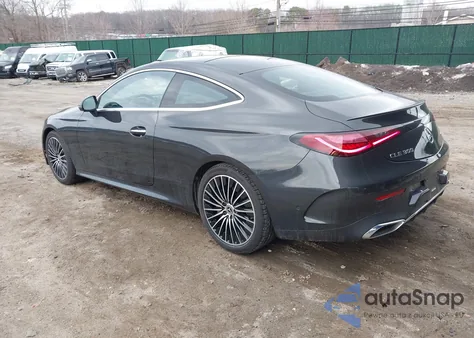 2024 Mercedes-Benz Cle 300 4Matic z USA, uszkodzony, nr VIN W1KMJ4HB1RF033522